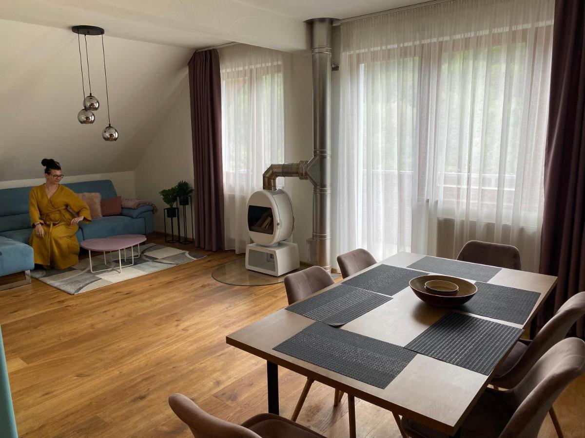Superb Myto Apartment Mýto pod Ďumbierom Exteriör bild